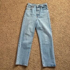 Levi’s Ribcage Straight Ankle Women’s Jeans